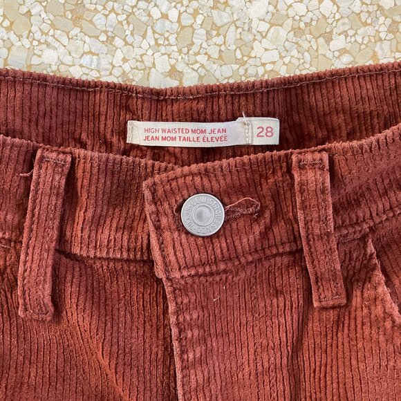 Levi's size 28 corduroy Mom Jeans - Picture 3 of 4